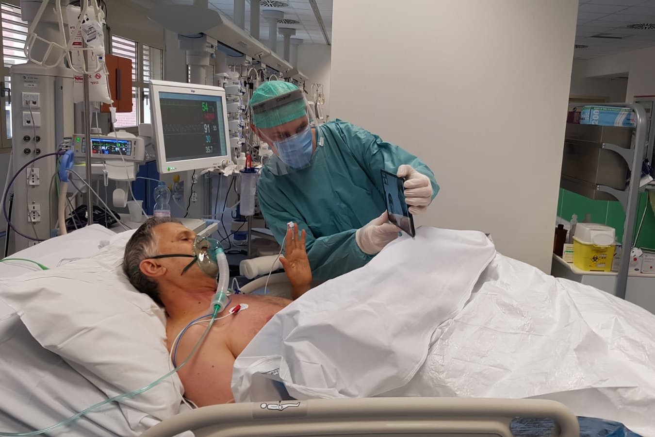 Avances en gestión clínica: De la atención centrada en la persona a la  centrada en la comunidad