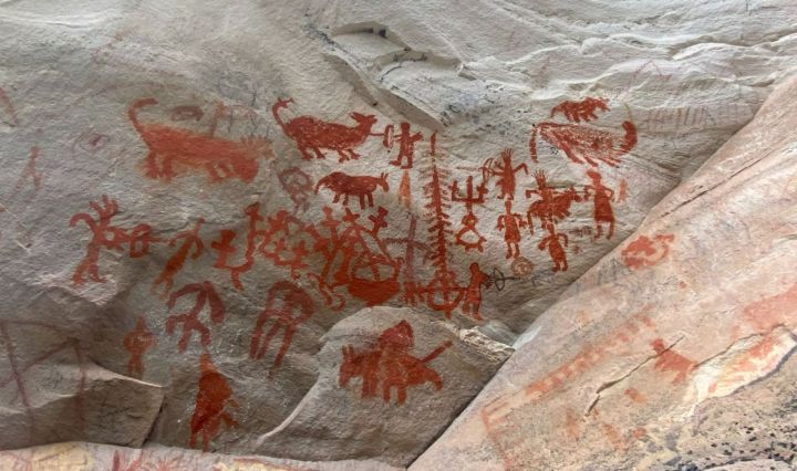 Imagen de INAHI https://www.inah.gob.mx/foto-del-dia/pinturas-rupestres-la-primera-narrativa-visual-de-la-humanidad