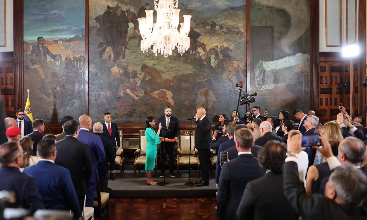 IMAGEN DE IMAGEN DE Delcy Rodríguez 12 de enero a las 5:17 a. m. ·