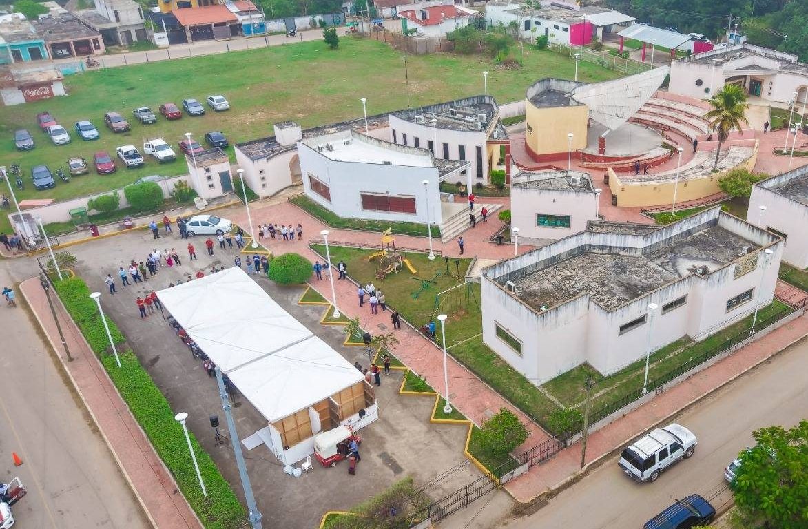 Imagen de Las noticias del 10 con Ramón Aguilera. Transmisiones en vivo Ayer a las 2:32 p. m. · Comentarios Todavía no hay comentarios Sé la primera persona en comentar.