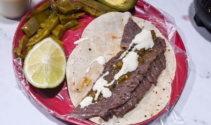 Imagen de Gob Morelos. https://www.morelos.gob.mx/ultimas-noticias/logra-gobierno-de-margarita-gonzalez-saravia-indicacion-geografica-cecina-de-yecapixtla-orgullo-de-morelos