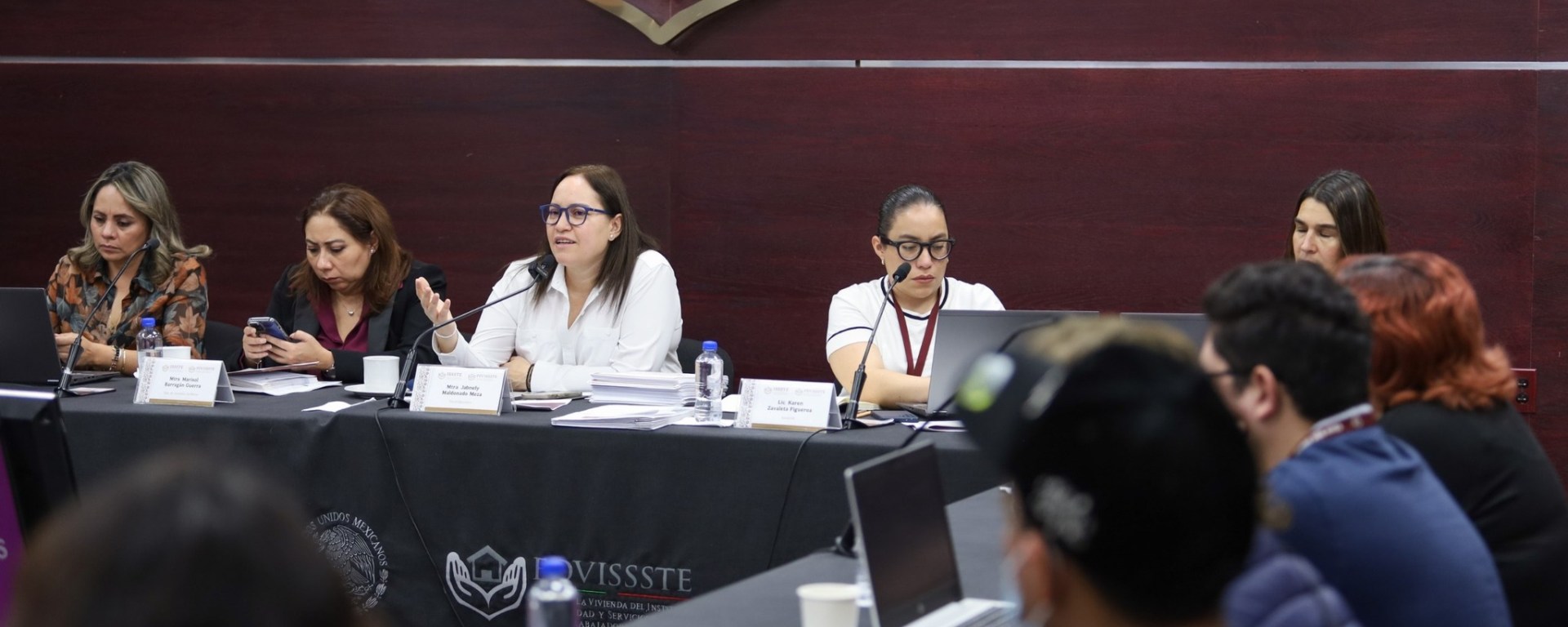 IMAGEN DE Fovissste 1 h ·