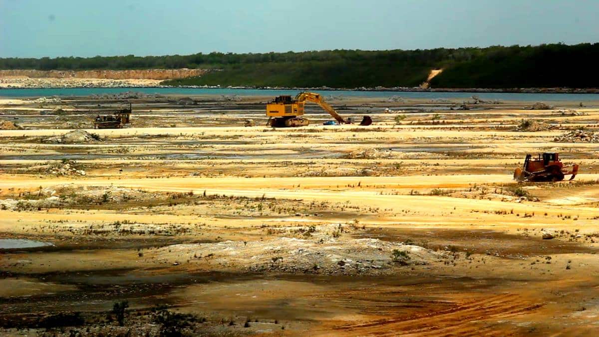 Imagen de https://mineriaenlinea.com/2022/02/mexico-busca-resolver-una-demanda-de-1100-millones-de-dolares-de-vulcan-por-el-cierre-de-una-mina-de-piedra-caliza/